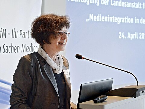 Begrüßung durch die stellvertretende LfM-Direktorin Doris Brocker